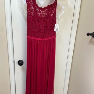 NWT David’s bridal bridesmaid dress (apple)